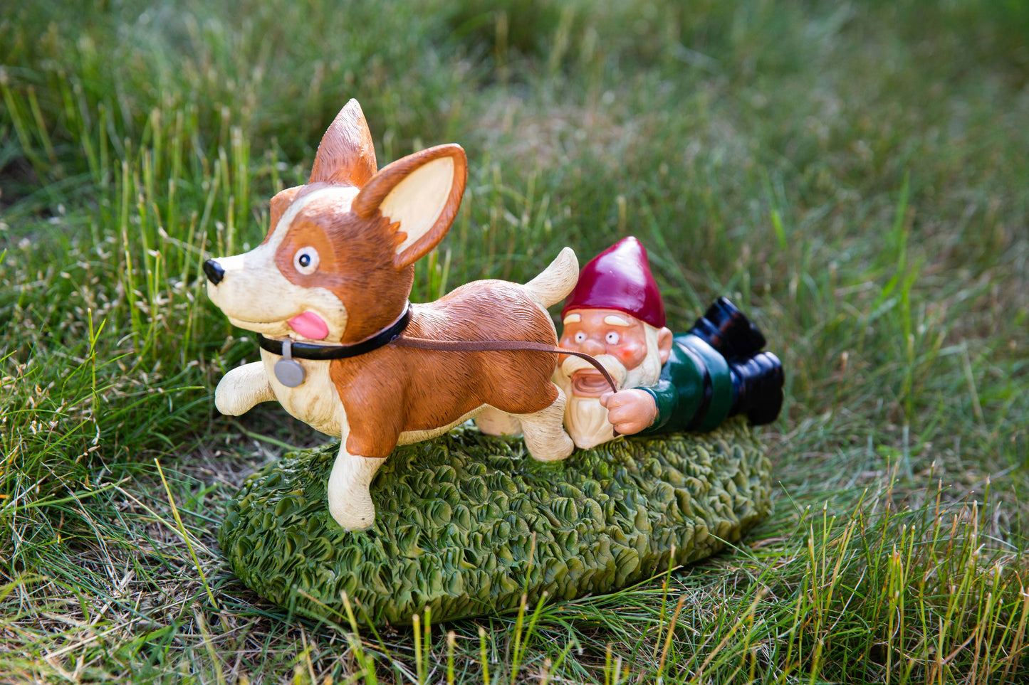 Decor - Dog Pulling Gnome